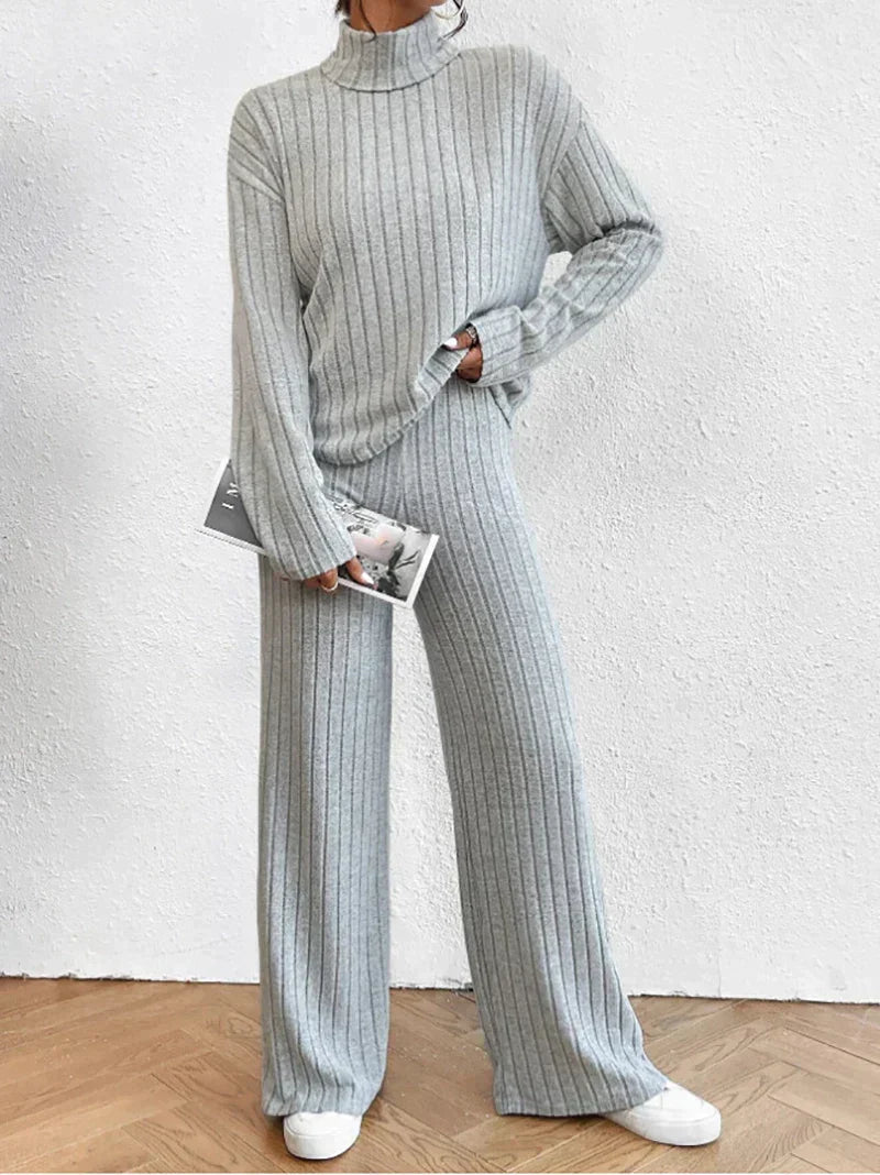 Livia | Trendy Gebreide Broek + Coltrui Set